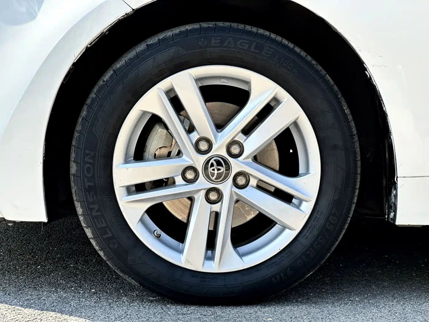 Toyota Levin 2022 Dual Engine 1.8H E-CVT Progressive Edition фото 28