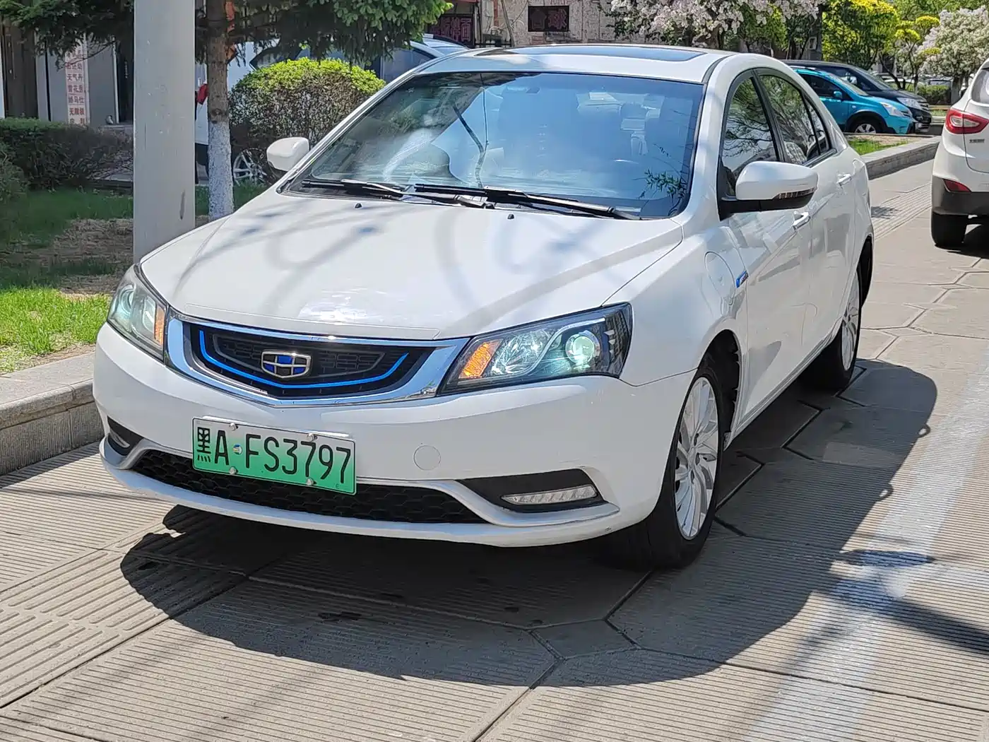 GEELY EMGRAND NEW ENERGY