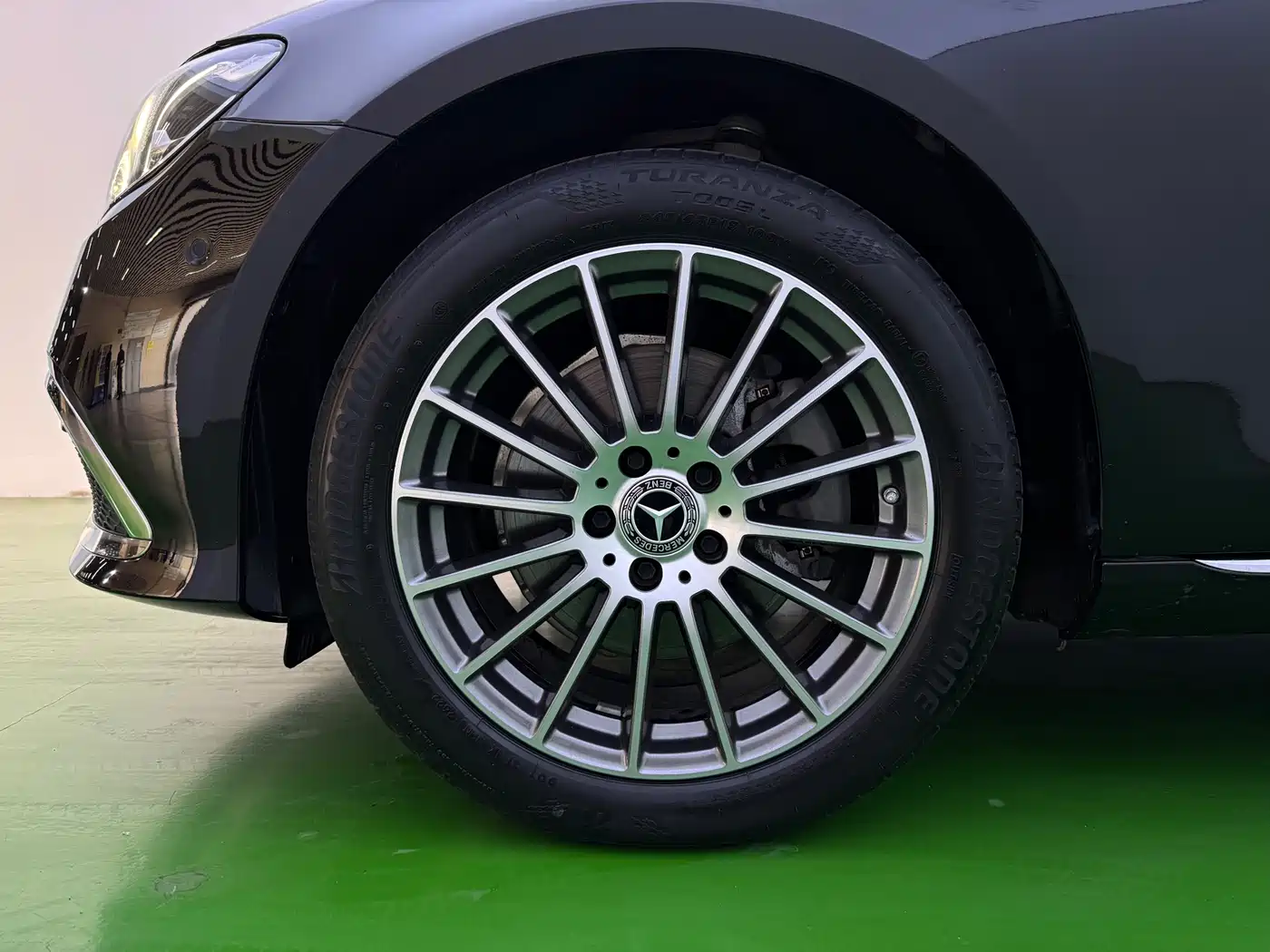 Mercedes-Benz E-Class 2023 E 260 L фото 34