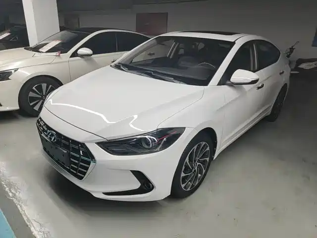 Hyundai Elantra 2019