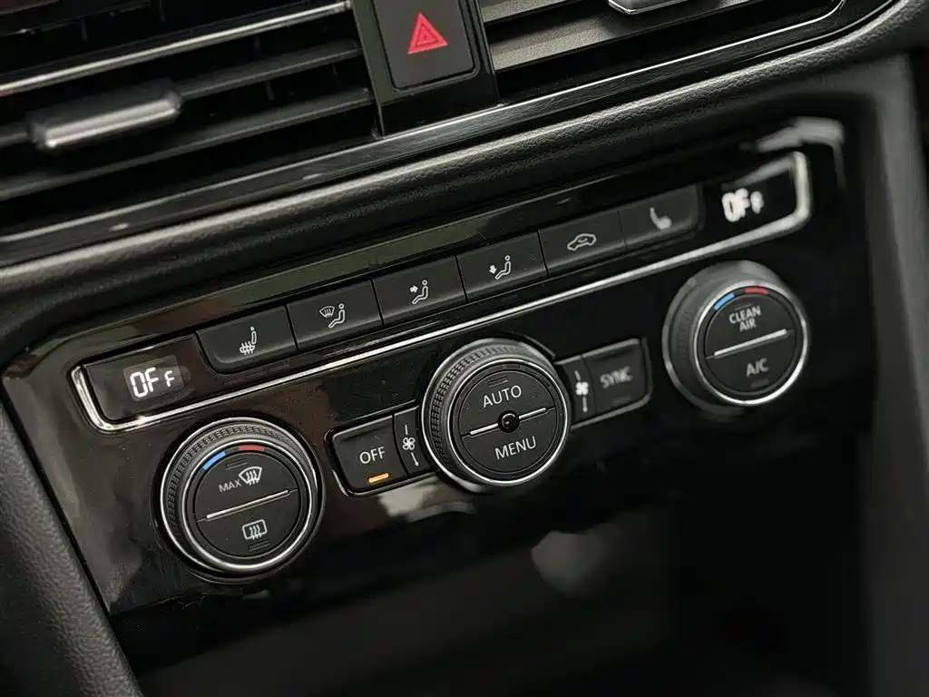 Volkswagen Tharu 2020 330TSI 4WD Luxury Edition China VI фото 18