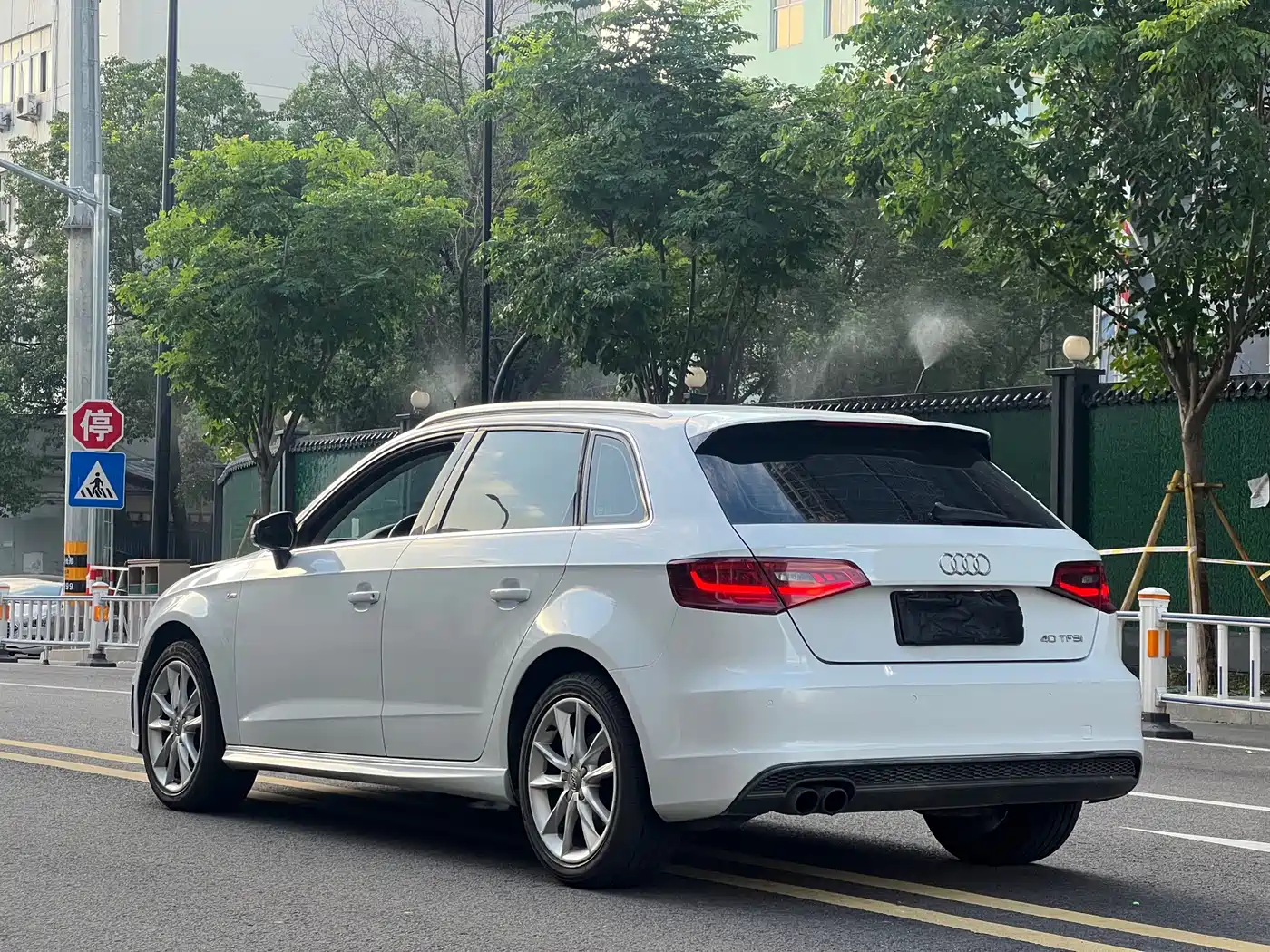 Audi A3 (Import) 2014 2014 Limousine 40 TFSI S line Comfort