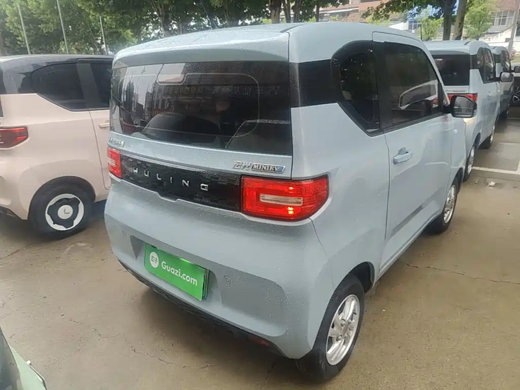 Фото 7 - Wuling Motors Hongguang MINIEV