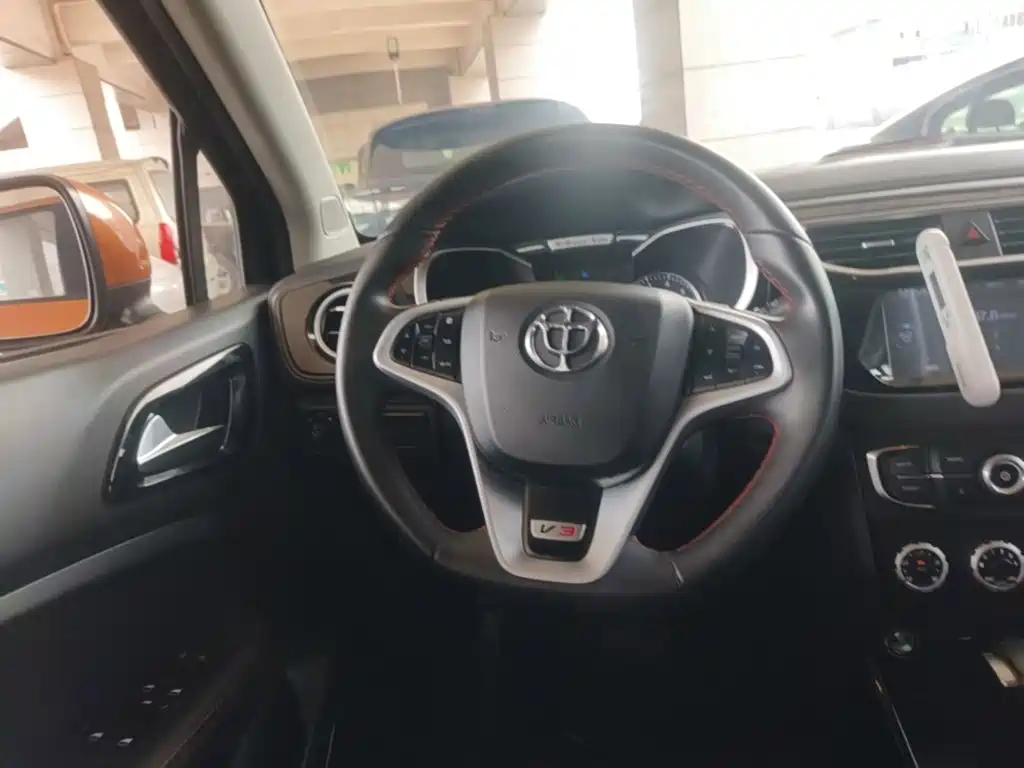 Zhonghua V3 2017 2016 1.5L Automatic Smart