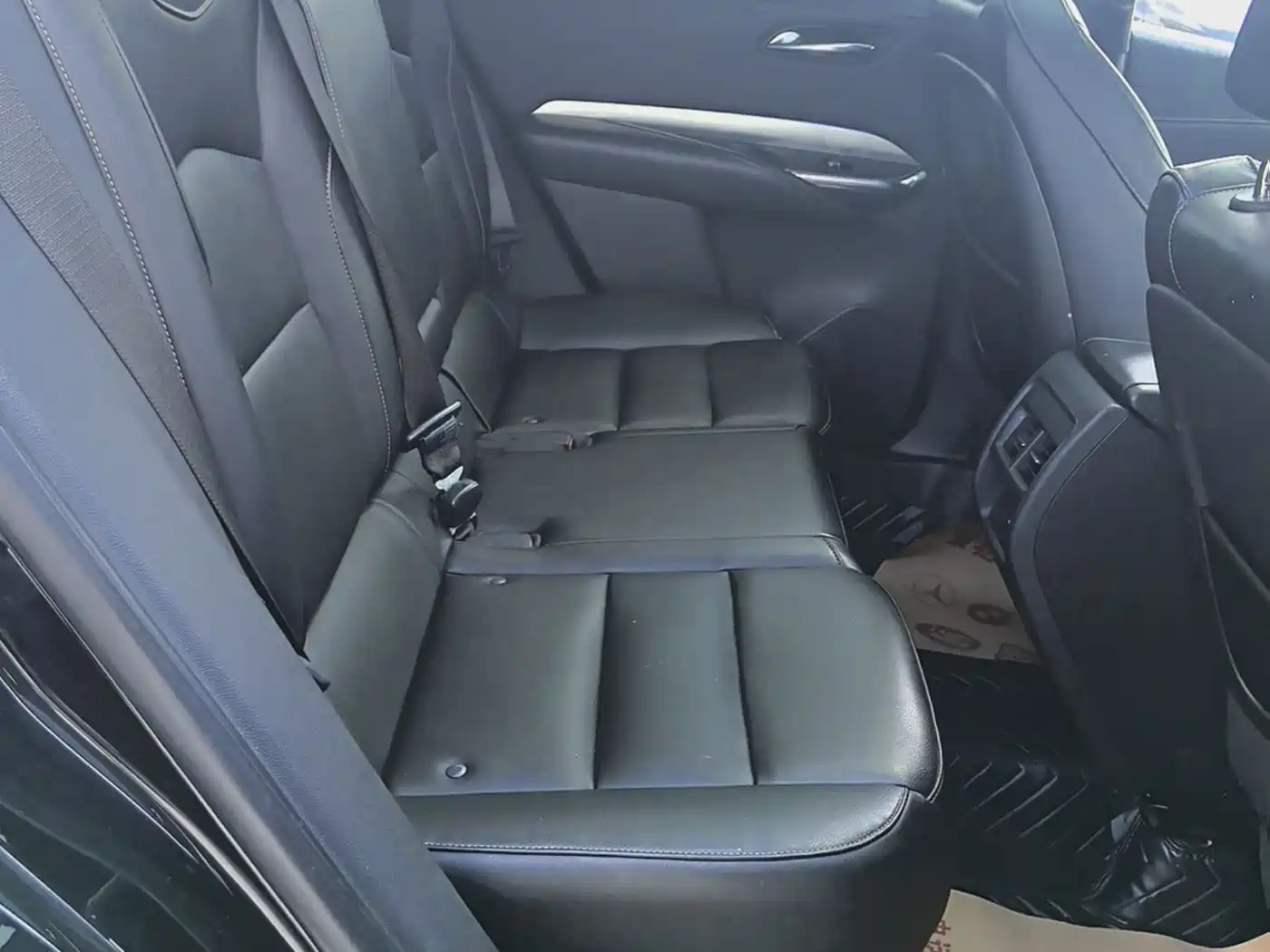 Cadillac XT4 2020 28T FWD Leading Trim фото 10