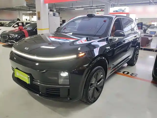 Li Auto L7 2025