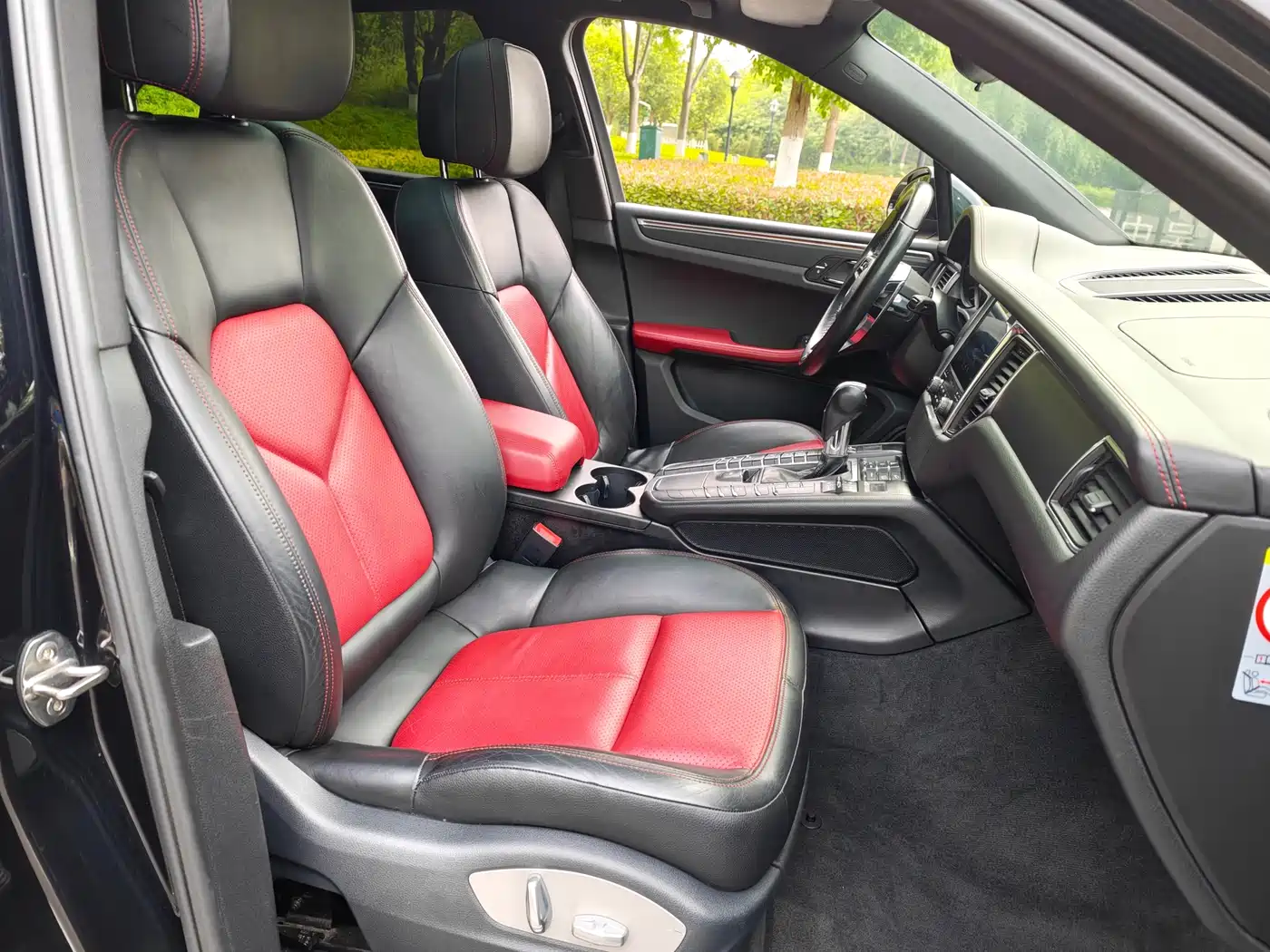 Porsche Macan 2017 Macan 2.0T фото 15