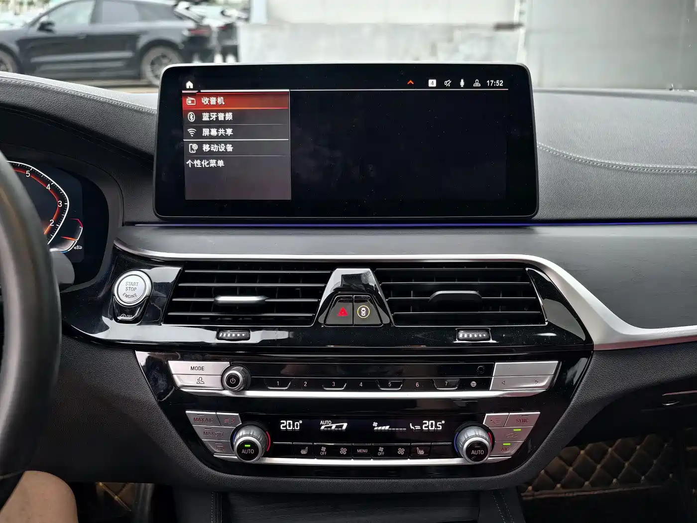 BMW 5 Series 2022 Facelift 530Li Leading M Sport Package фото 17