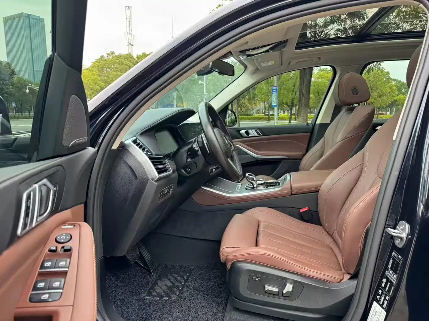 BMW X5 (Import) 2020 xDrive40i M Sport Package фото 3