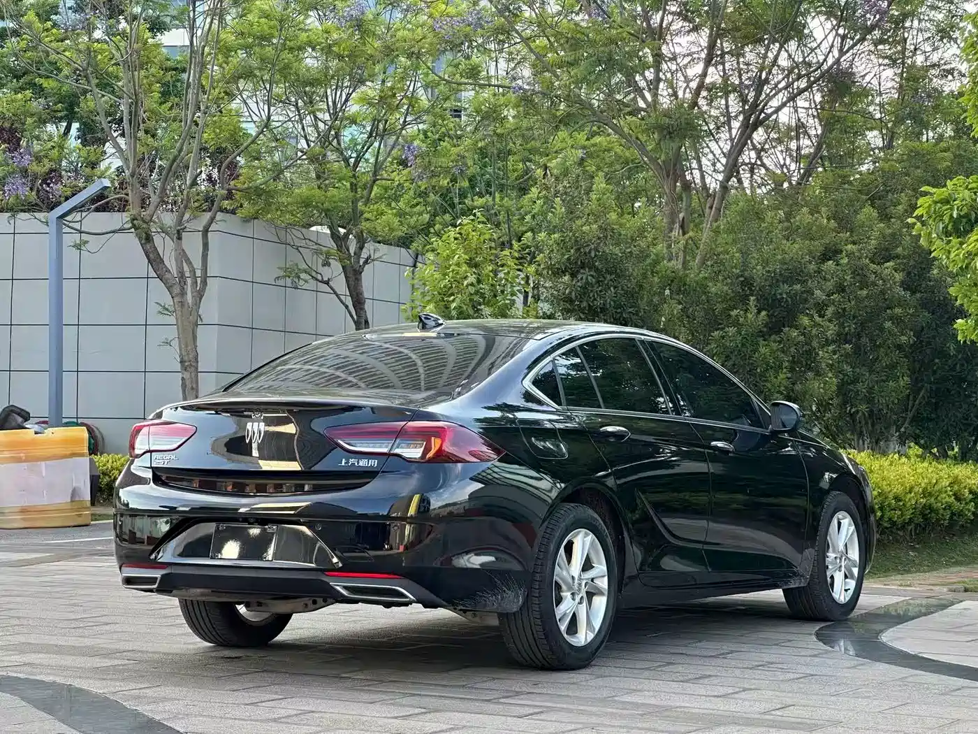 BUICK REGAL