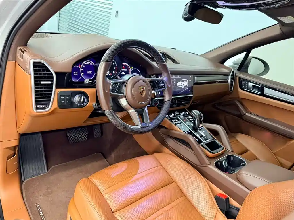 Porsche Cayenne New Energy 2021 Cayenne E-Hybrid 2.0T фото 10