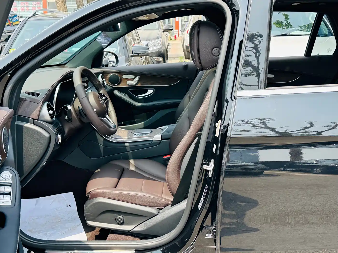 Mercedes-Benz GLC 2022 GLC 300 L 4MATIC Dynamic Collector's Edition фото 7