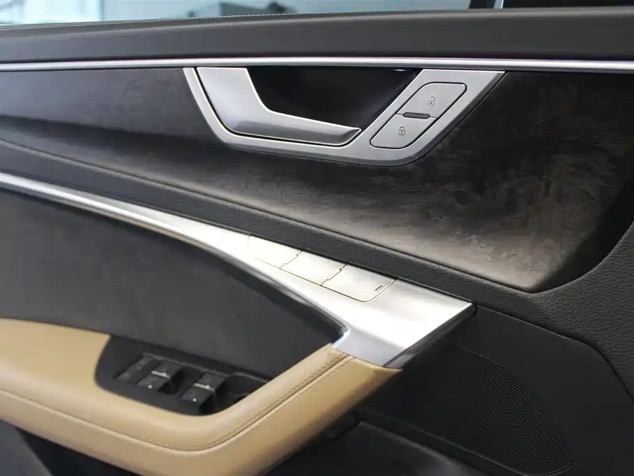 Audi A6L 2022 55 TFSI quattro Premium Elegance фото 6