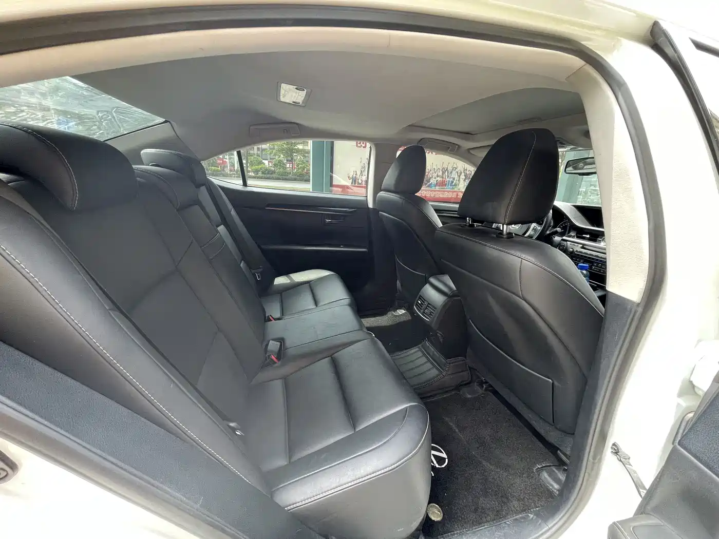 Lexus ES 2013 250 Elite Edition фото 8