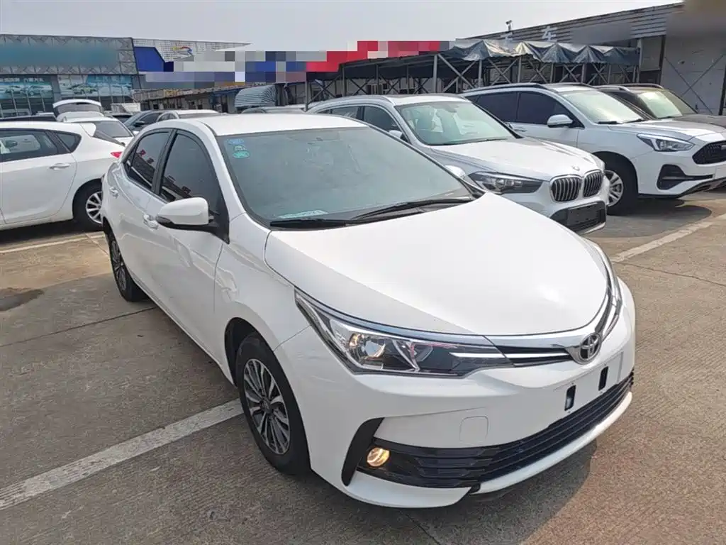 Toyota Corolla 2018 1.2T S-CVT GL Smart Edition фото 4