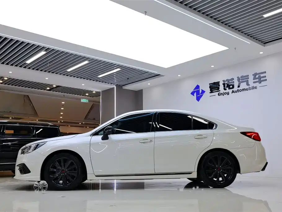 Subaru Legacy 2020 Facelift 2.5i AWD Honor Edition EyeSight фото 3