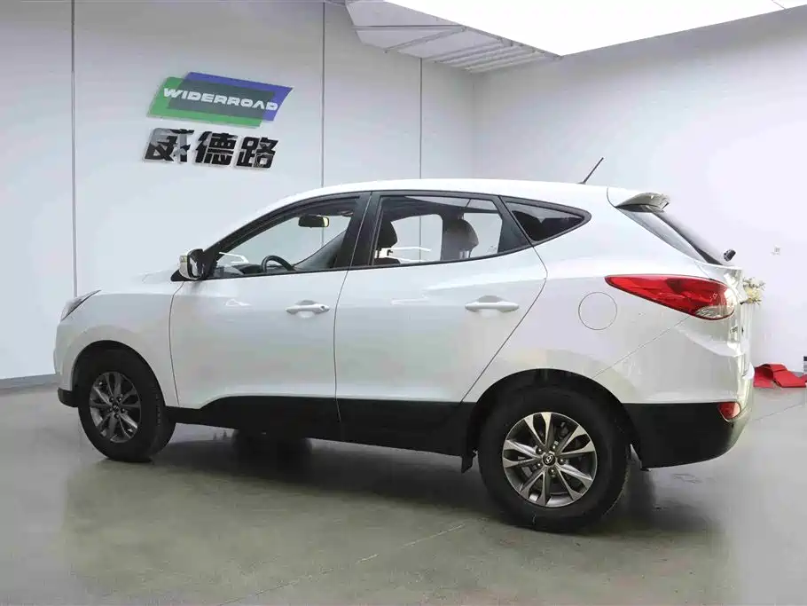 Hyundai Beijing Hyundai ix35 2015 2.0L Automatic 2WD Comfort China V фото 5