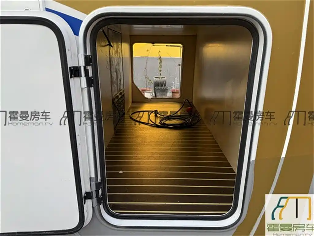 North RV North Dream Chaser 2019 2019 Base Model