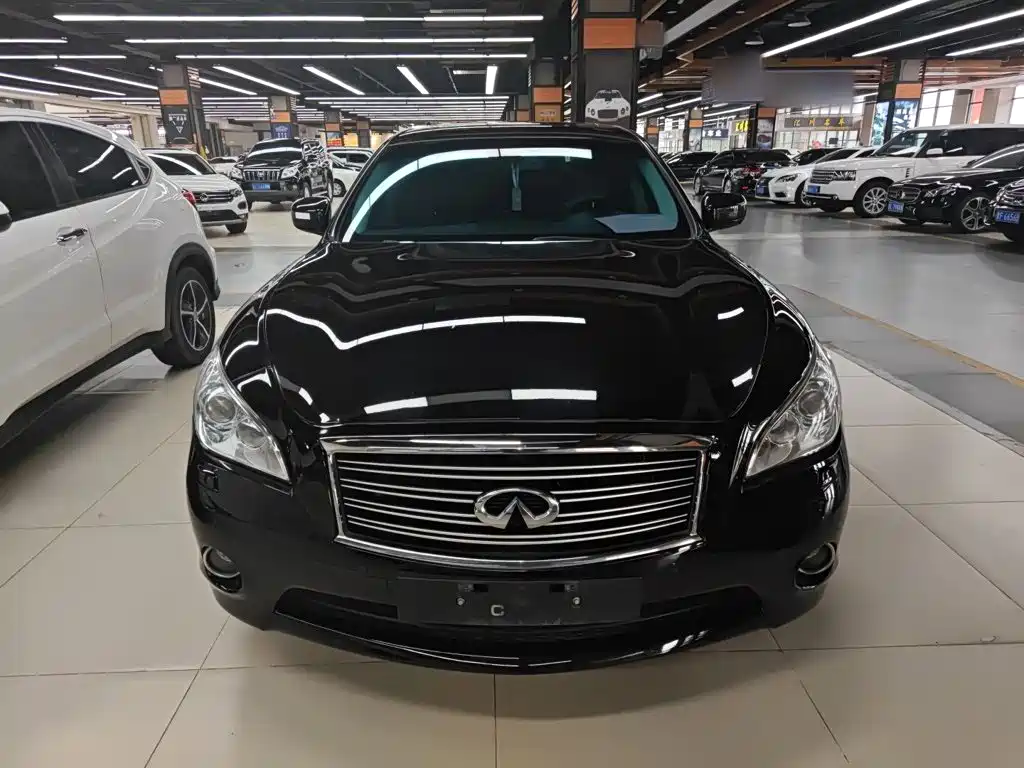 Infiniti Q70 2014 2013 Q70L 2.5L Premium