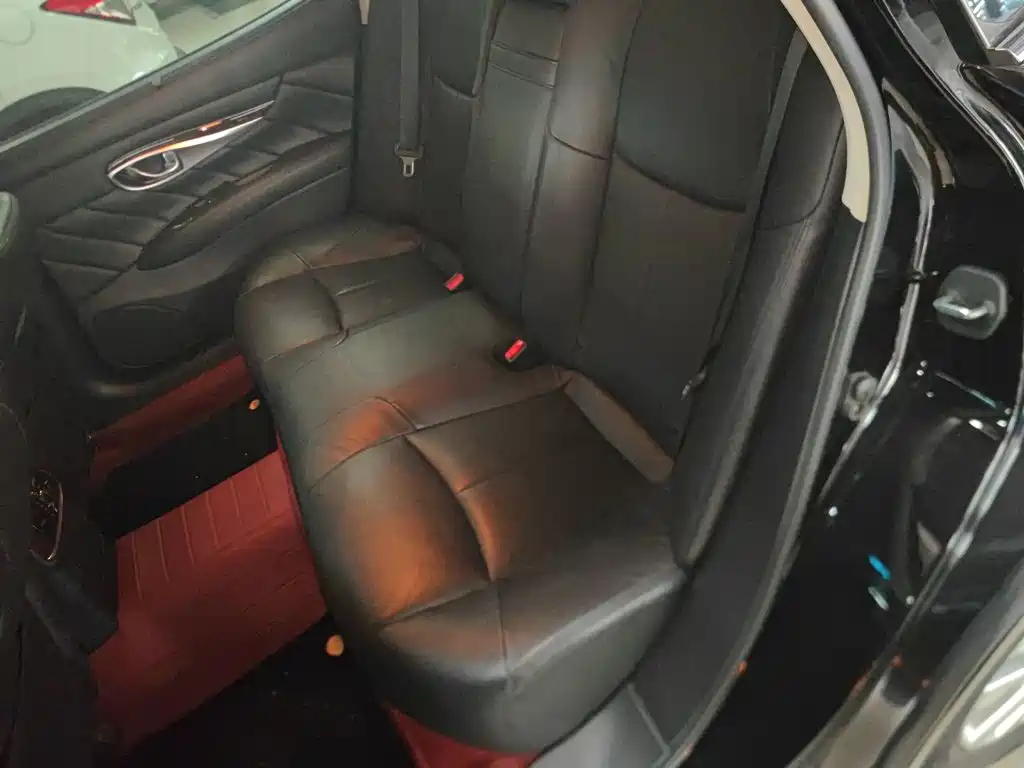 Infiniti Q70 2014 2013 Q70L 2.5L Premium
