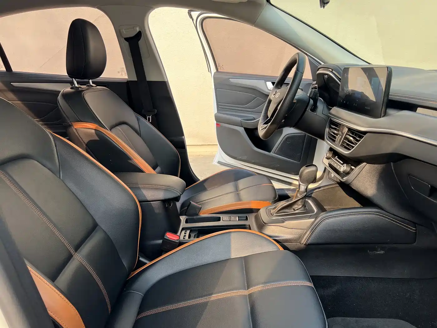 Ford Focus 2023 2022 Sedan EcoBoost 180 Auto Speed Edition