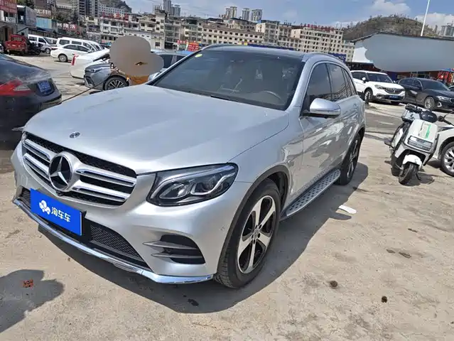 MERCEDES-BENZ GLC