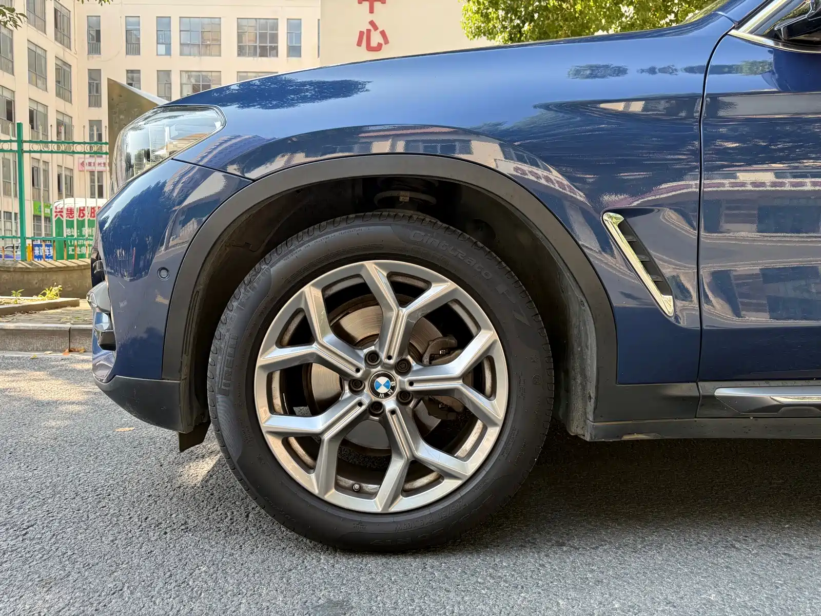 Photo 16 - BMW X3