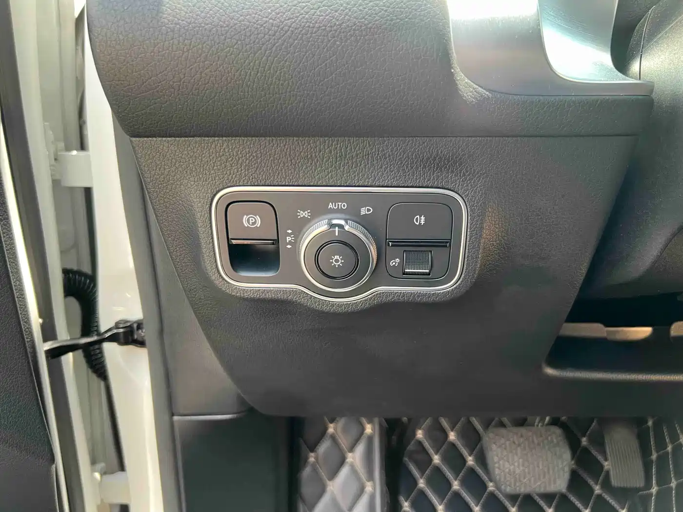 Mercedes-Benz GLB 2021 GLB 200 Dynamic фото 23