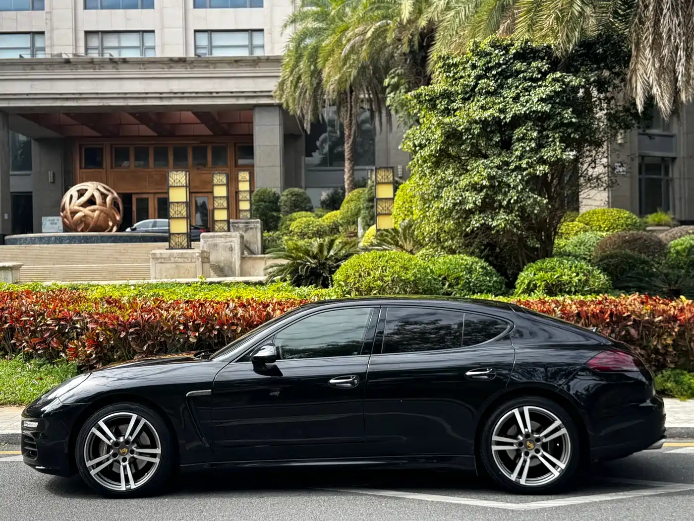 Porsche Panamera 2014 Panamera 3.0T фото 4