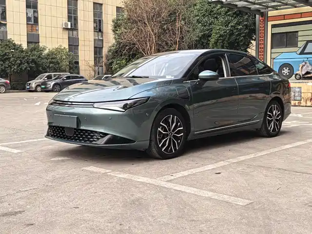 XPeng P5 2024