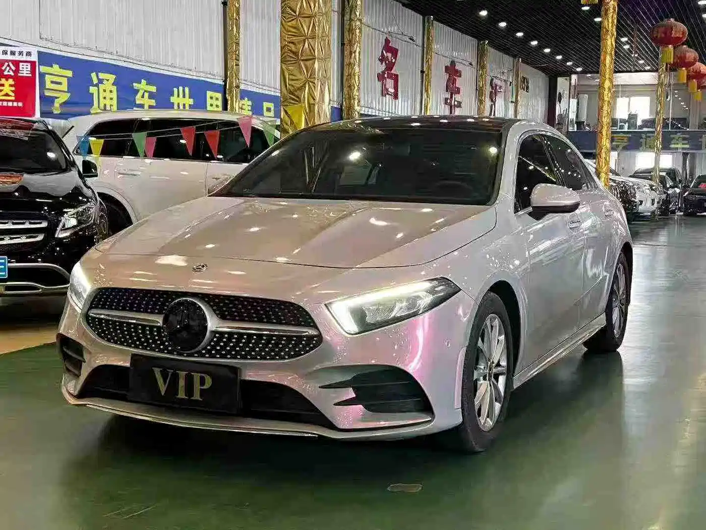 Mercedes-Benz A-Class, 2019 год