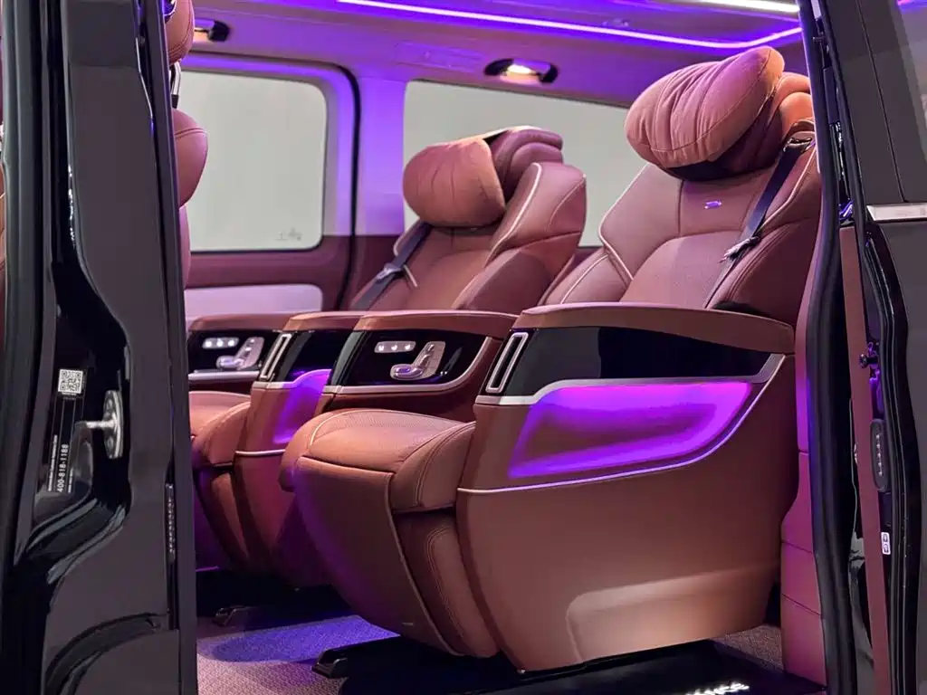 Mercedes-Benz Vito 2023 2.0T Business 7-Seater фото 15