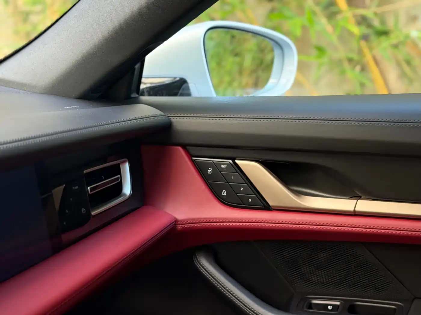 Porsche Taycan 2022 Facelift Taycan фото 19