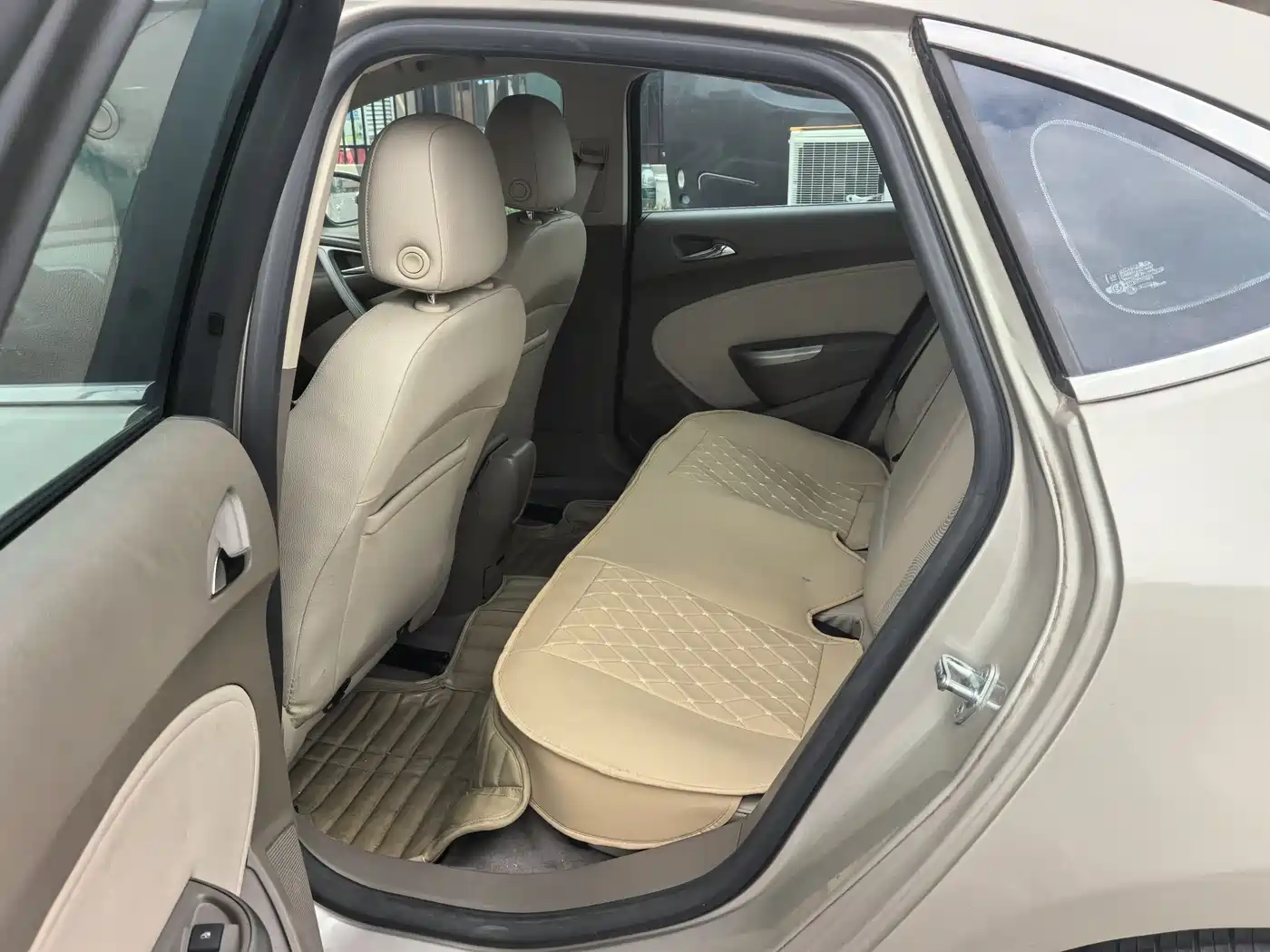Buick Excelle 2013 GT 1.6L Automatic Fashion Edition фото 5