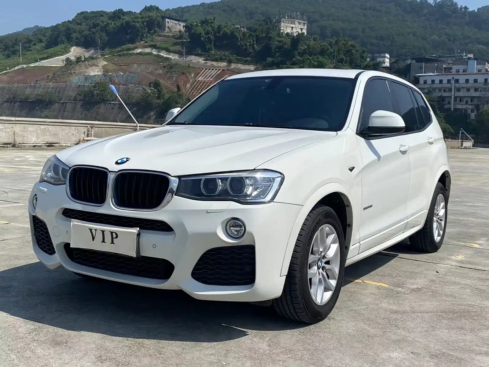 Photo 1 - BMW X3 (Import)