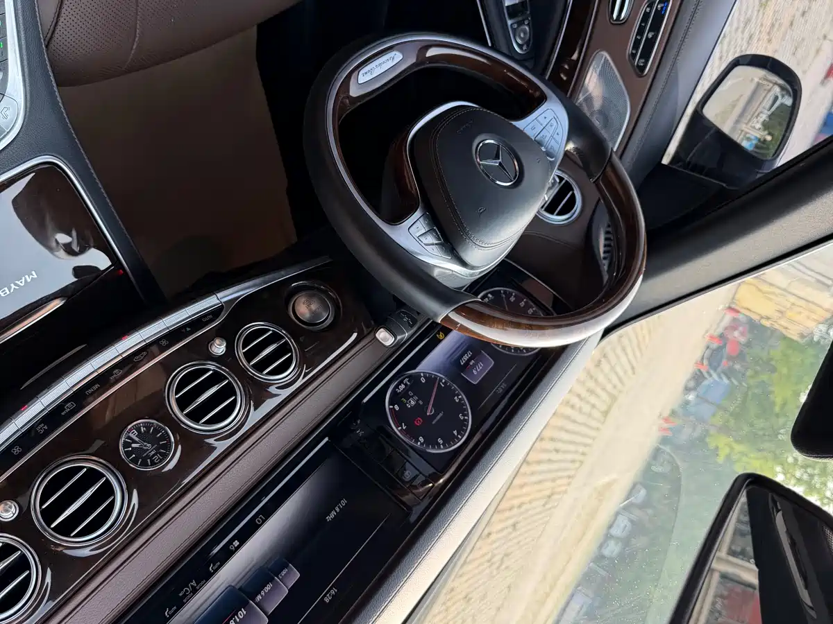 Mercedes-Benz Maybach S-Class 2015 S 400 4MATIC фото 18