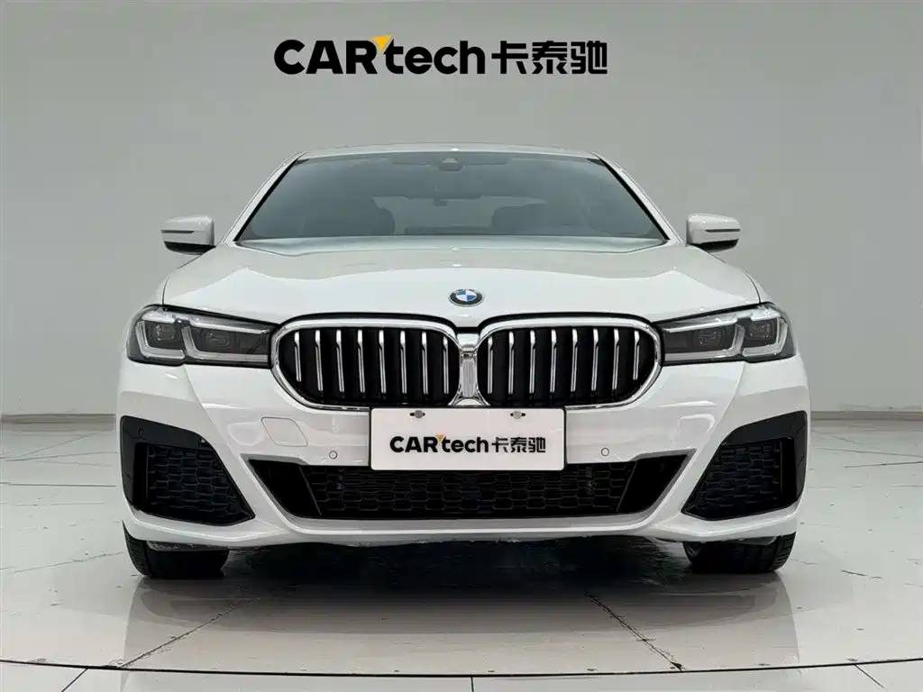 BMW 5 Series 2022 Facelift 530Li Leading M Sport Package фото 3