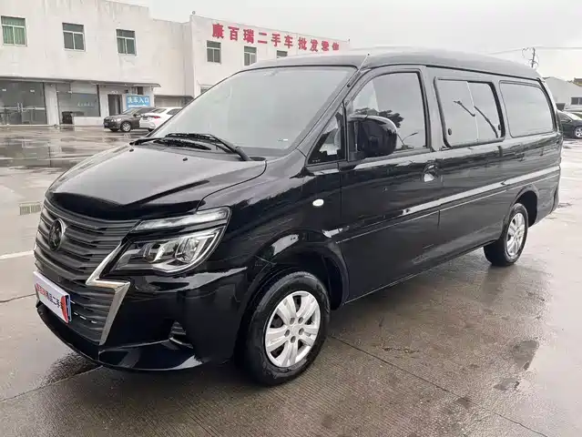 Dongfeng Fengxing Lingzhi 2023 M5L 1.6L Basic 7-seater