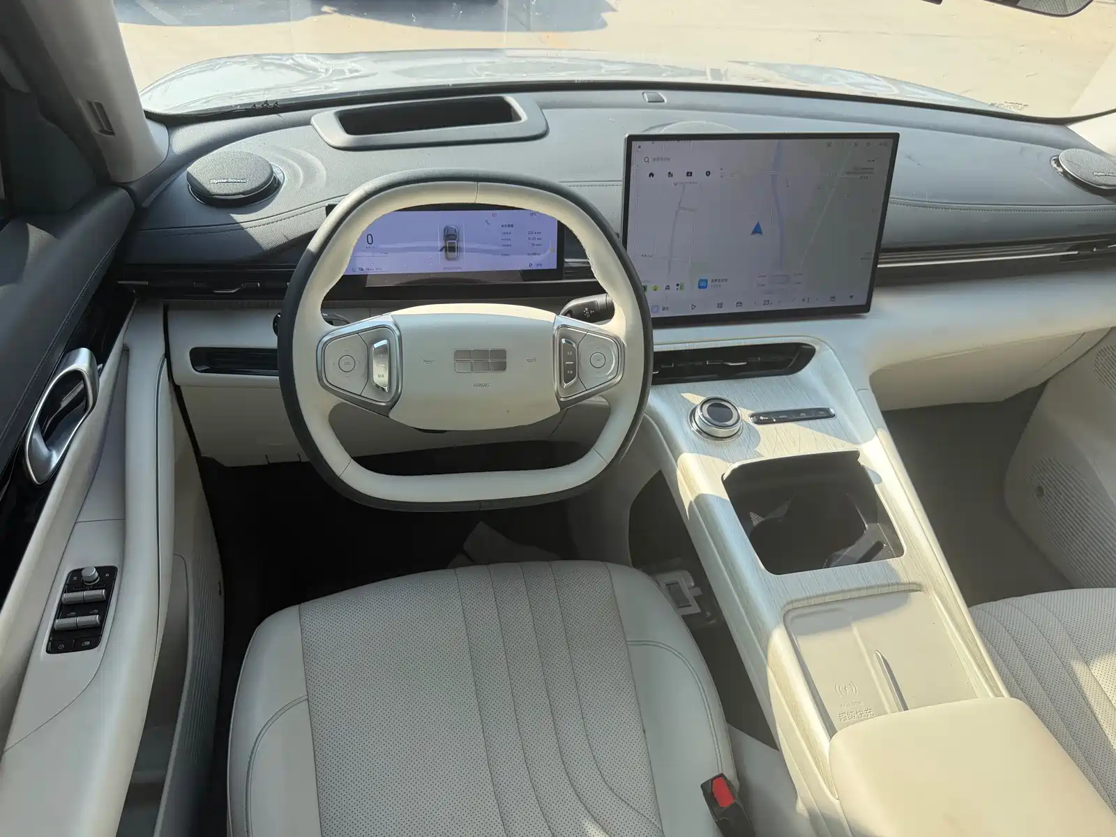 Фото 6 - Geely Galaxy Galaxy E5