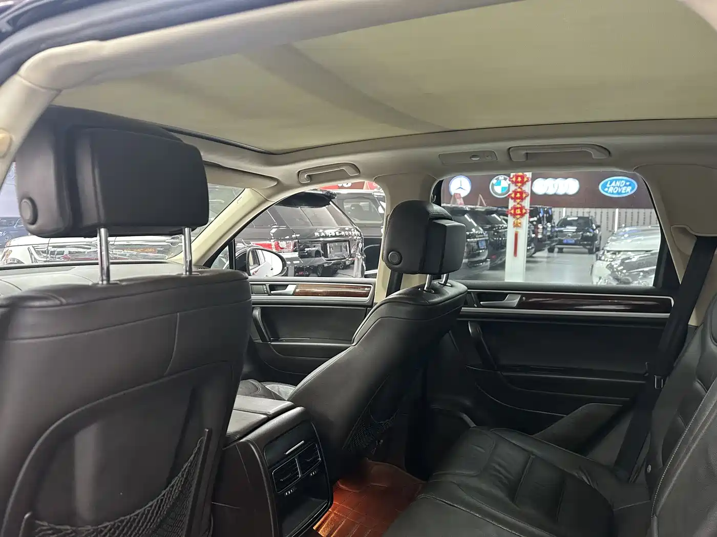 Volkswagen Touareg 2011 3.0TDI Diesel Standard фото 21