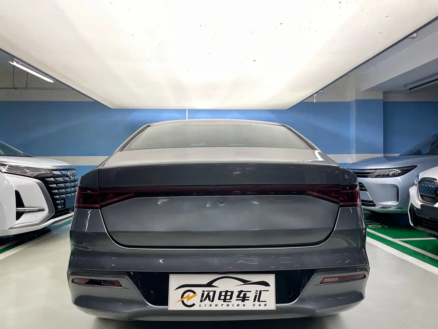 BYD Qin PLUS 2021 DM-i 120KM Flagship фото 6