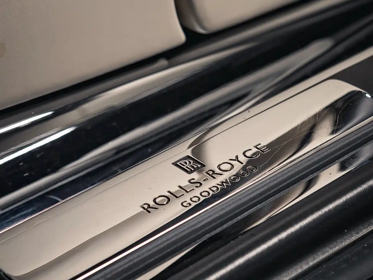 Фото 18 - Rolls-Royce Phantom