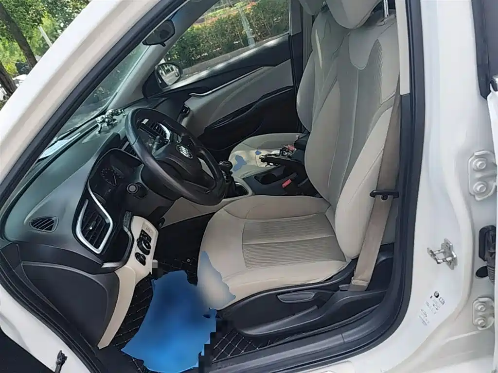 Buick Excelle 2015 15N Manual Elite фото 15