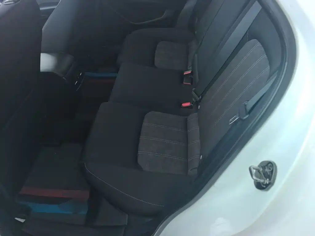 Photo 17 - Mazda CX-4