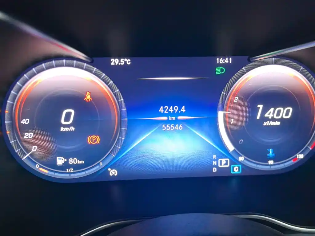 Mercedes-Benz GLC 2020 Facelift GLC 260 L 4MATIC Luxury фото 12