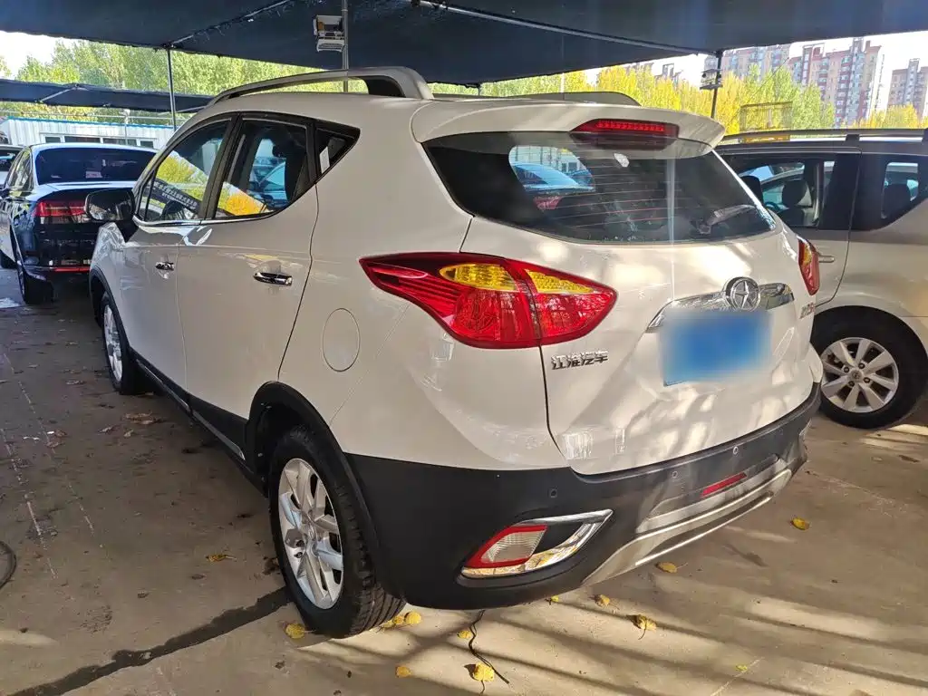 JAC Refine S3 2014 2014 1.5L CVT Luxury Smart