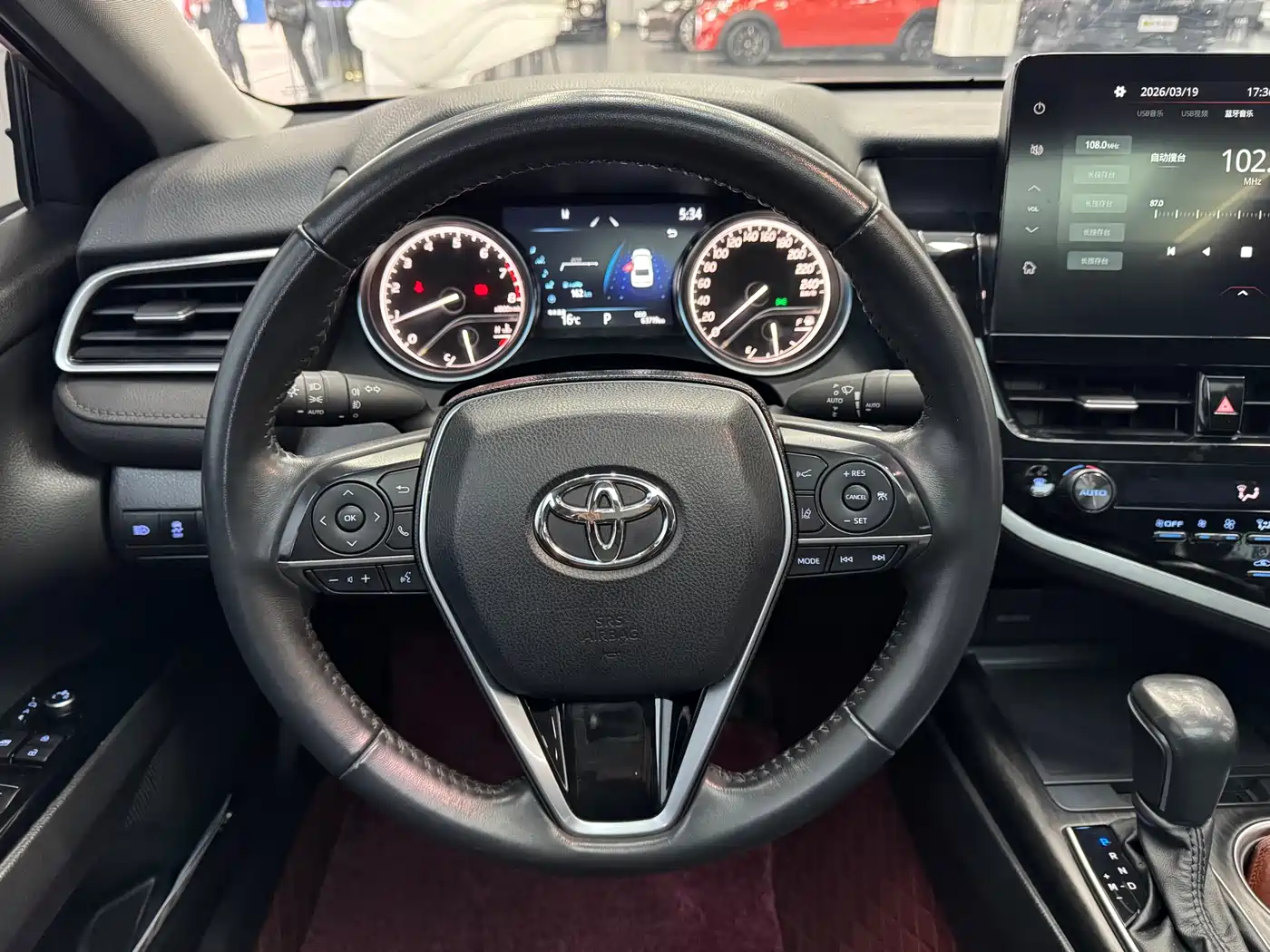 Toyota Camry 2021 2.0G Luxury Edition фото 9