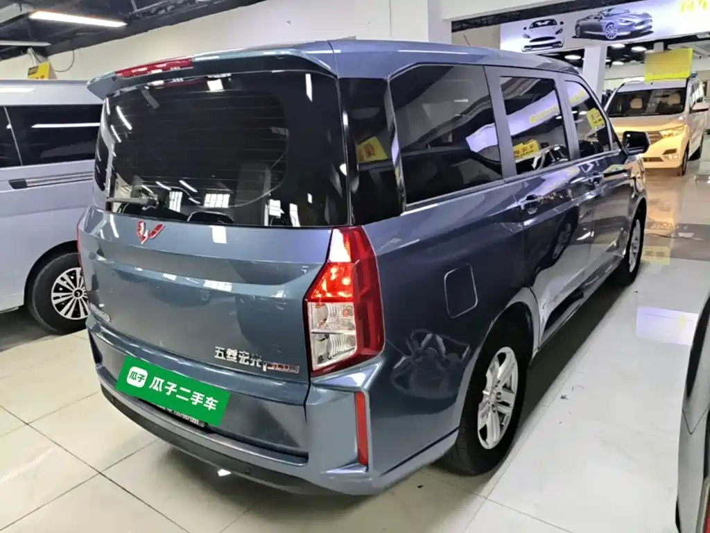 Wuling Motors Wuling Hongguang PLUS 2020 2019 1.5T Manual Luxury 7-seater