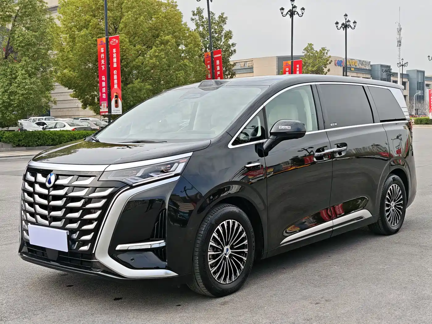 Denza D9 2025 Model DM-i Smart Drive Edition 1020 AWD Flagship