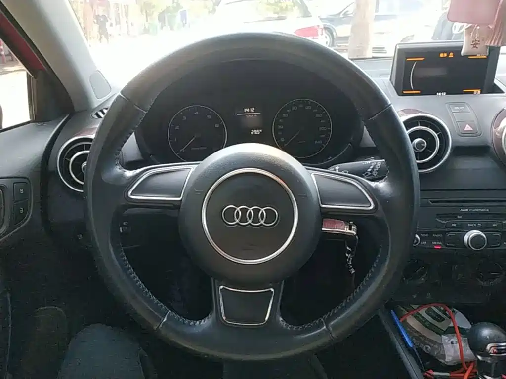 Photo 11 - Audi A1